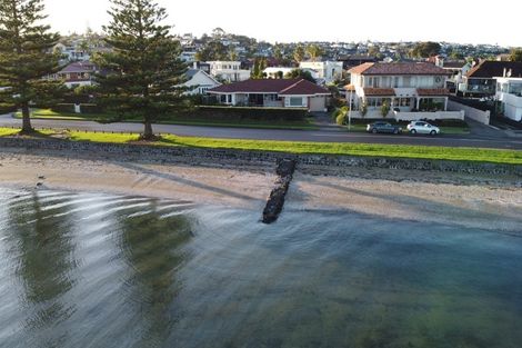 Photo of property in 1 The Parade, Bucklands Beach, Auckland, 2012