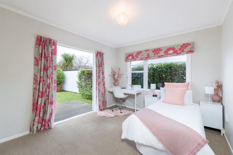 Photo of property in 10 Matuku Street, Heretaunga, Upper Hutt, 5018