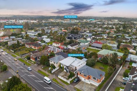 Photo of property in 214a Edmonton Road, Te Atatu South, Auckland, 0610