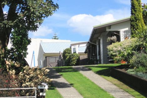 Photo of property in 2/66 Campbell Road, Mount Maunganui, 3116