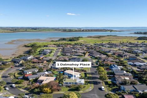 Photo of property in 1 Dalmahoy Place, Wattle Downs, Auckland, 2103