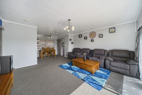 Photo of property in 2/1 Susanne Place, Pakuranga, Auckland, 2010
