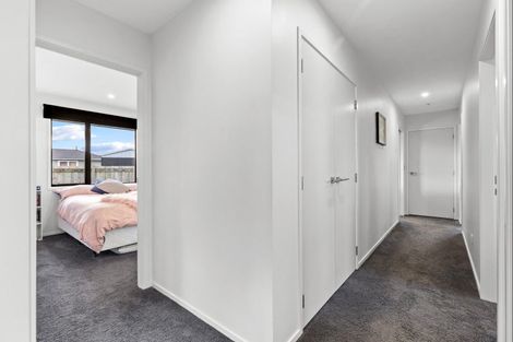 Photo of property in 8a Shetland Place, Westbrook, Palmerston North, 4412