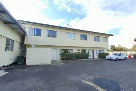 Photo of property in 6c Seaview Road, Milford, Auckland, 0620