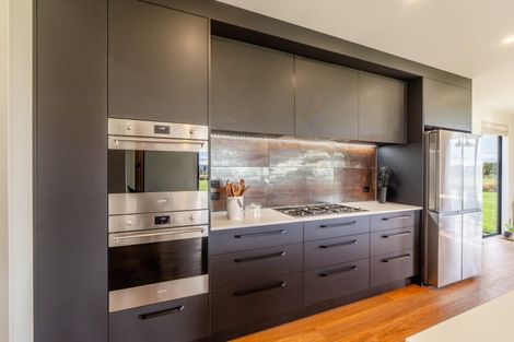 Photo of property in 111 Blairlogie Close, Otatara, Invercargill, 9879
