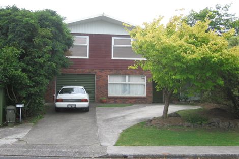 Photo of property in 5 James Evans Drive, Northcote, Auckland, 0627