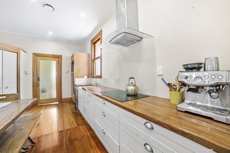 Photo of property in 12 Veronica Street, Brooklyn, Wellington, 6021