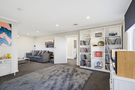 Photo of property in 5 Hargest Crescent, Saint Kilda, Dunedin, 9012