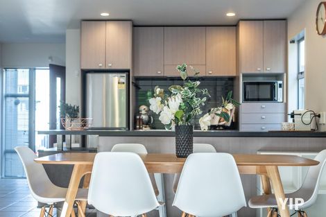 Photo of property in 8 Erlestoke Crescent, Churton Park, Wellington, 6037