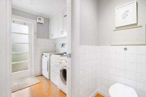 Photo of property in 82 Paritai Drive, Orakei, Auckland, 1071