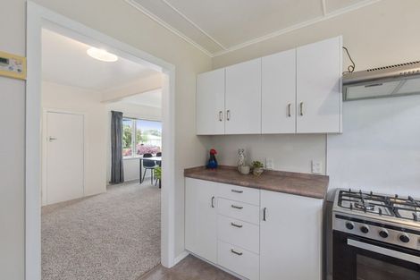 Photo of property in 10 Gardener Street, Levin, 5510