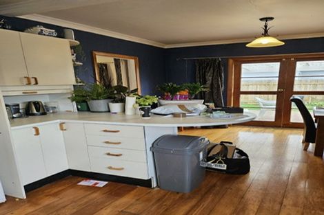 Photo of property in 38 Seddon Street, Wallaceville, Upper Hutt, 5018