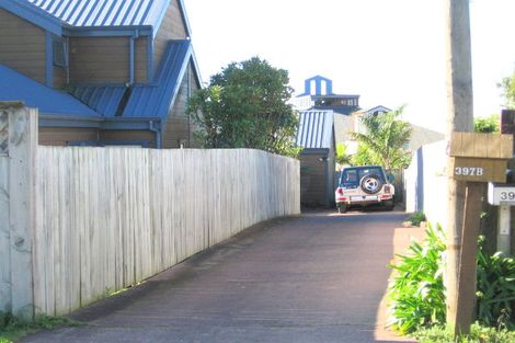 Photo of property in 1/397 East Coast Road, Mairangi Bay, Auckland, 0630