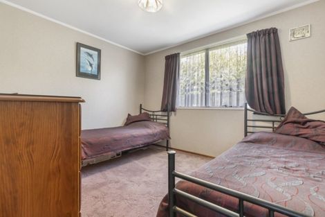 Photo of property in 25 Lipton Grove, Opaheke, Papakura, 2113