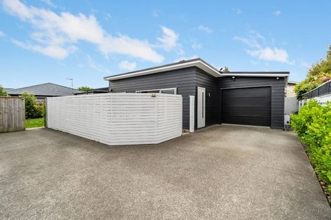 Photo of property in 75c Ward Street, Wallaceville, Upper Hutt, 5018