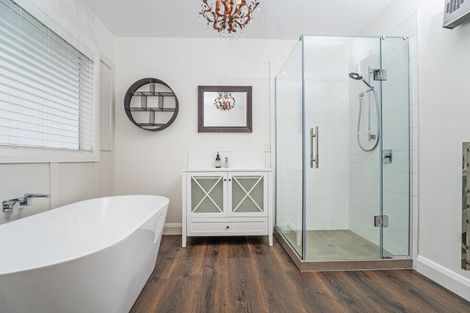 Photo of property in 5 Lady Jocelyn Place, Whitianga, 3510