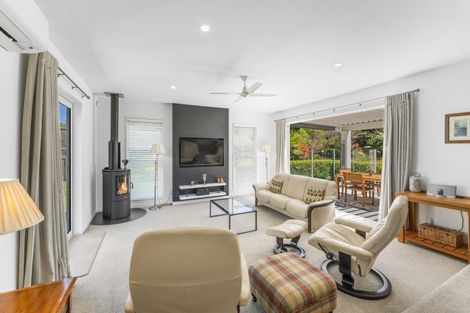 Photo of property in 66 Gillespie Place, Acacia Bay, Taupo, 3385