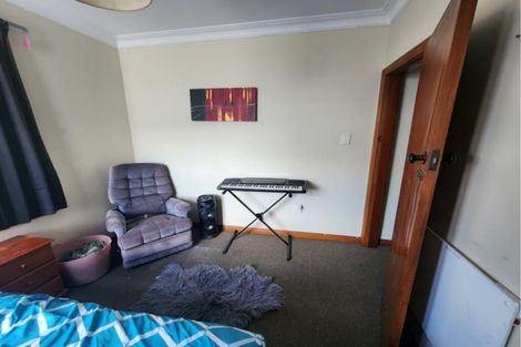 Photo of property in 581 Queen Street East, Levin, 5510