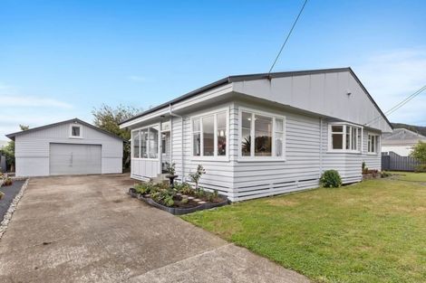 Photo of property in 12 Best Street, Wainuiomata, Lower Hutt, 5014