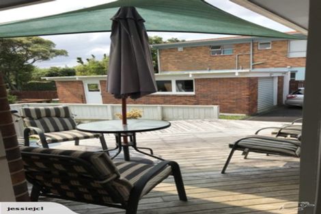 Photo of property in 236 Forrest Hill Road, Forrest Hill, Auckland, 0620