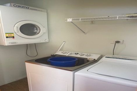 Photo of property in 21 Rauparaha Street, Waikanae Beach, Waikanae, 5036