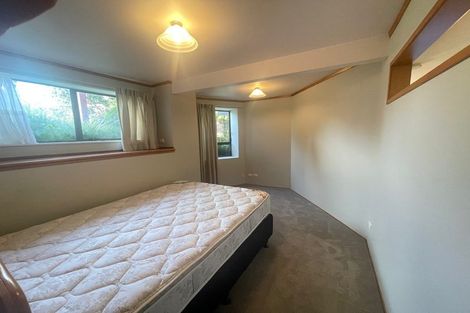 Photo of property in 166 Chelsea View Drive, Chatswood, Auckland, 0626