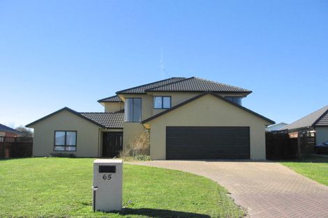Photo of property in 65 Nielsen Gardens, Rototuna, Hamilton, 3210