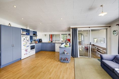 Photo of property in 32 Poukawa Road, Poukawa, Hastings, 4178