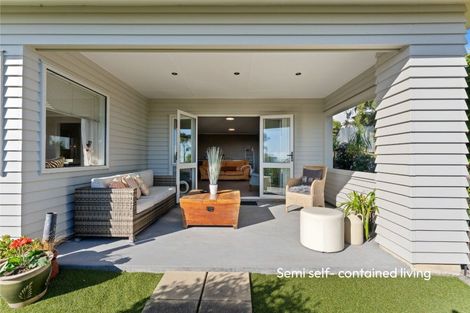 Photo of property in 103 Winara Avenue, Waikanae, 5036