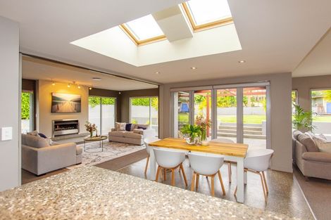 Photo of property in 19 Oakland Avenue, Saint Johns Hill, Whanganui, 4500