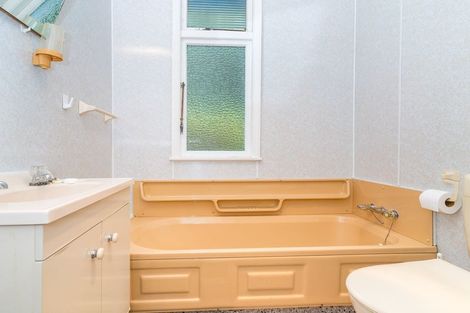 Photo of property in 28 Frasers Road, Glenross, Dunedin, 9011