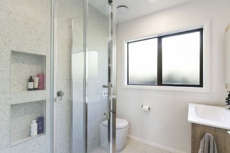 Photo of property in 44 The Drive, Tawa, Wellington, 5028