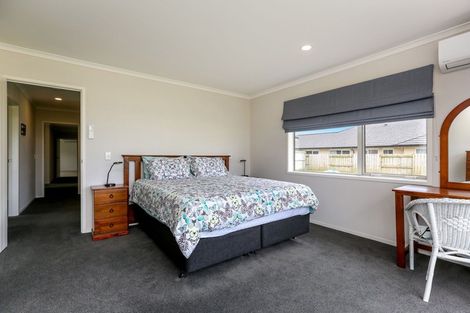 Photo of property in 14 Ryder Drive, Waiwhakaiho, New Plymouth, 4312
