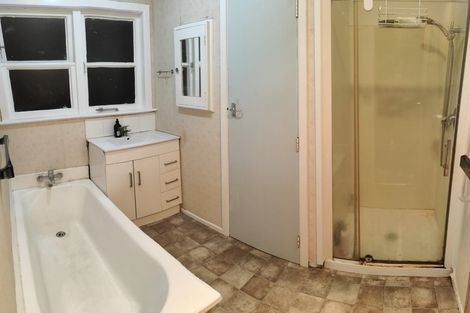 Photo of property in 33a Bauchop Road, Waterloo, Lower Hutt, 5011