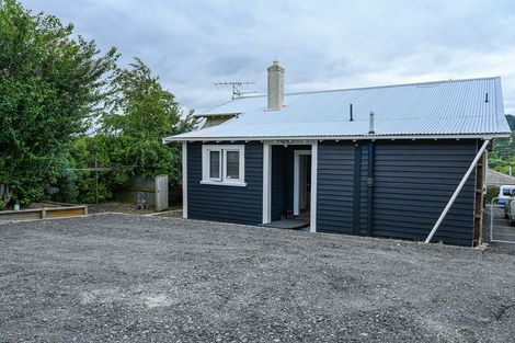 Photo of property in 2 Muir Street, Green Island, Dunedin, 9018
