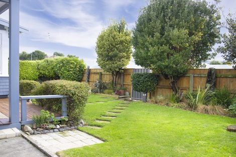 Photo of property in 2 Todd Street, Napier South, Napier, 4110