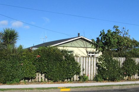 Photo of property in 75 Atkinson Avenue, Otaki Beach, Otaki, 5512