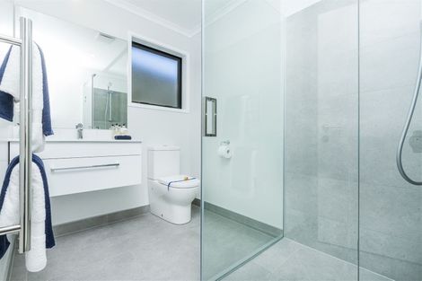 Photo of property in 4a Bardia Street, Belmont, Auckland, 0622