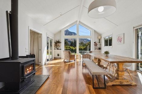 Photo of property in 41 Mathias Terrace, Arthurs Point, Queenstown, 9371