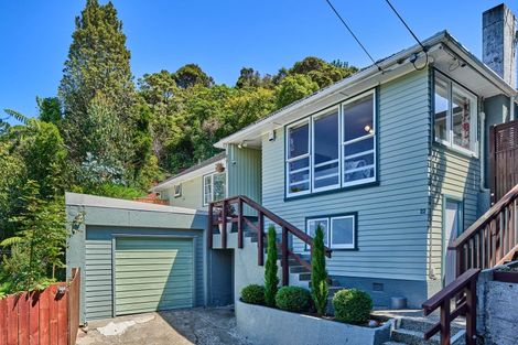 Photo of property in 22 Rintoul Grove, Stokes Valley, Lower Hutt, 5019