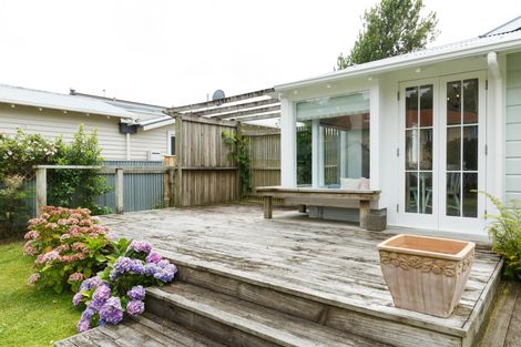 Photo of property in 12 Moerangi Street, West End, Palmerston North, 4410