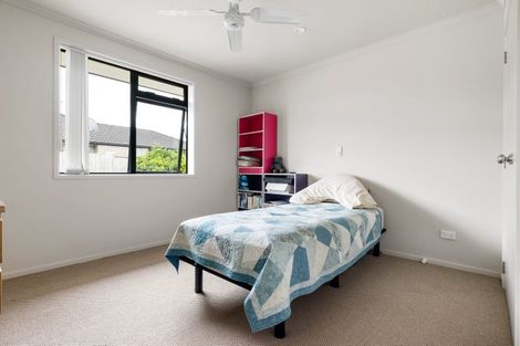 Photo of property in 5 Holcroft Place, Huntington, Hamilton, 3210