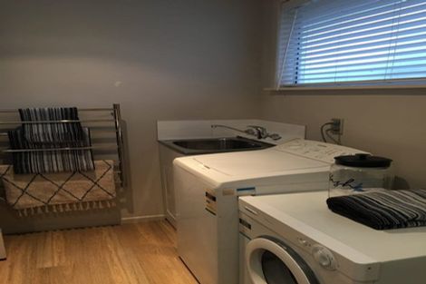 Photo of property in 2/220 Worcester Street, Christchurch Central, Christchurch, 8011