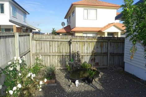 Photo of property in 11 Seddon Avenue, Papatoetoe, Auckland, 2104