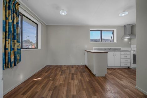 Photo of property in 25 Sharland Avenue, Manurewa, Auckland, 2102