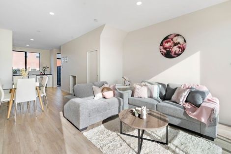 Photo of property in 67 Walsh Road, Papakura, 2110