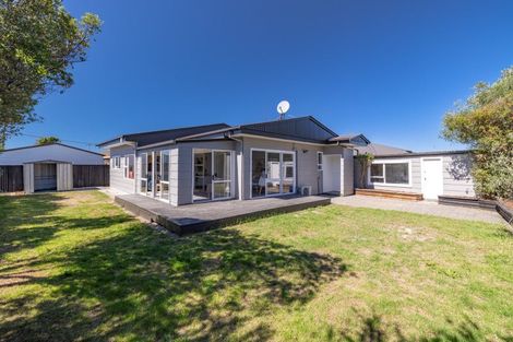 Photo of property in 1/461 Bower Avenue, Parklands, Christchurch, 8083