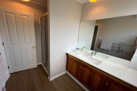 Photo of property in 2/15 Summermist Drive, Northpark, Auckland, 2013