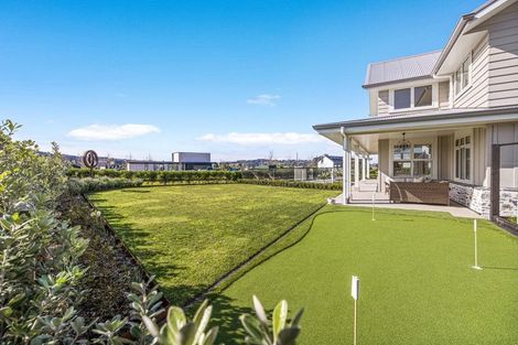 Photo of property in 26 Sandpiper Avenue, Point Wells, 0986