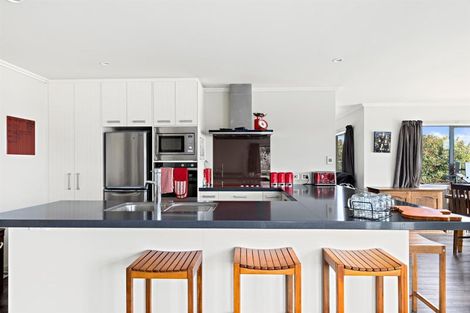 Photo of property in 251 Mairetahi Road, South Head, Helensville, 0874